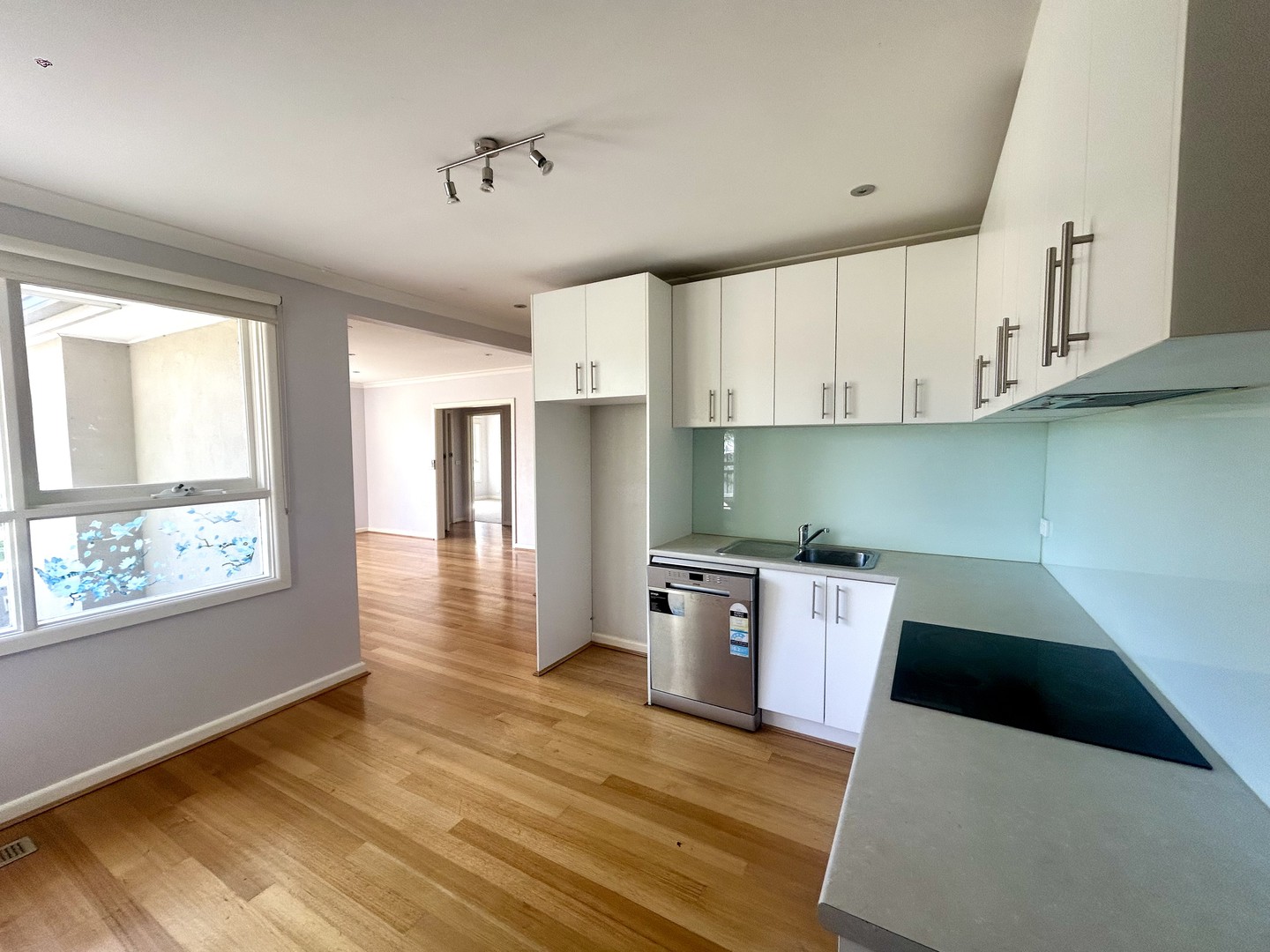 2 Devenish Rd, Boronia, VIC 3155, Boronia - Thumbnail 4
