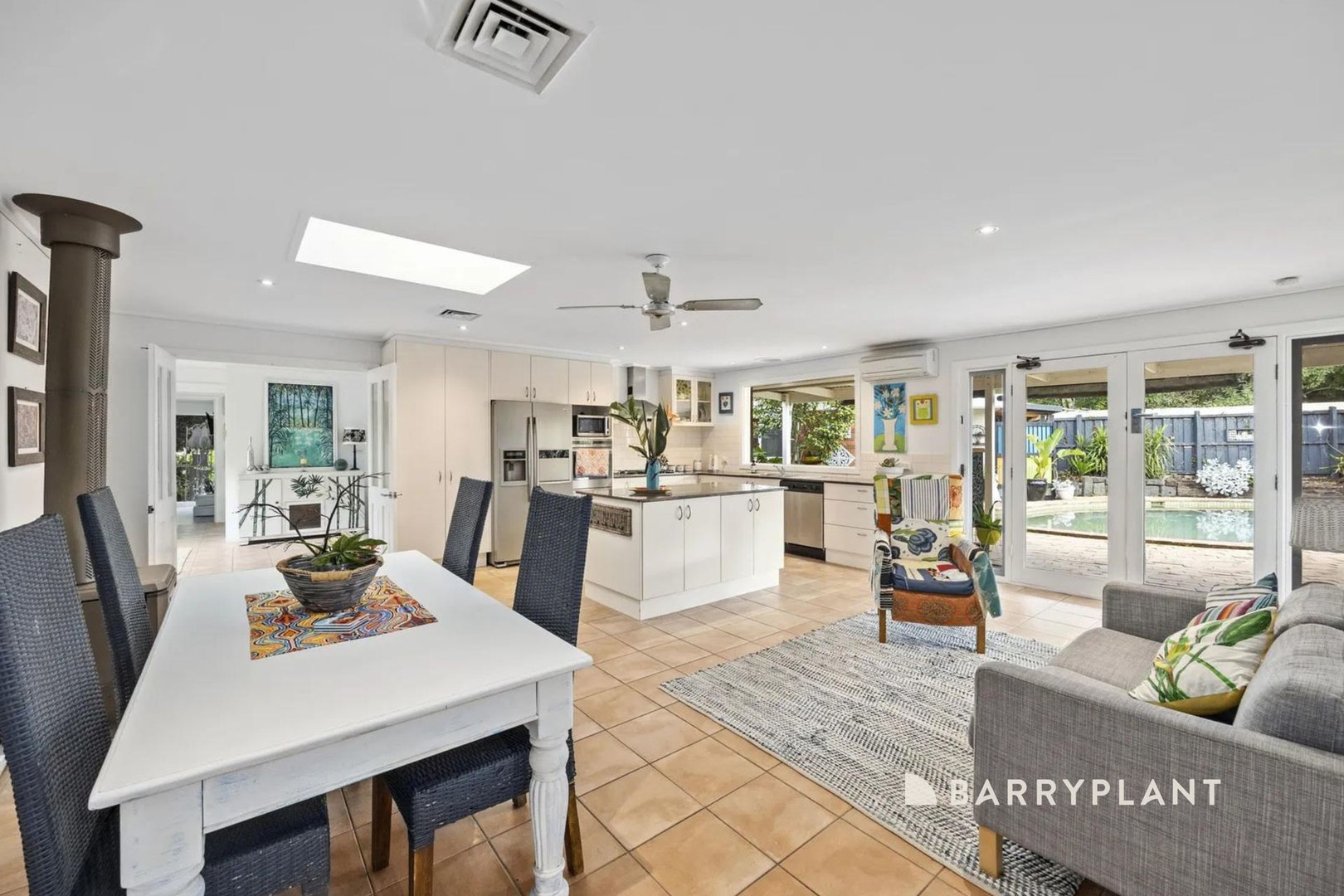 2 Dover Court, Ferntree Gully, VIC 3156, Ferntree Gully - Thumbnail 7