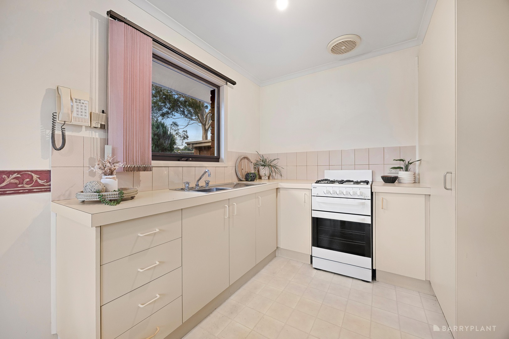 2 Dransfield Way, Epping, VIC 3076, Epping - Thumbnail 4