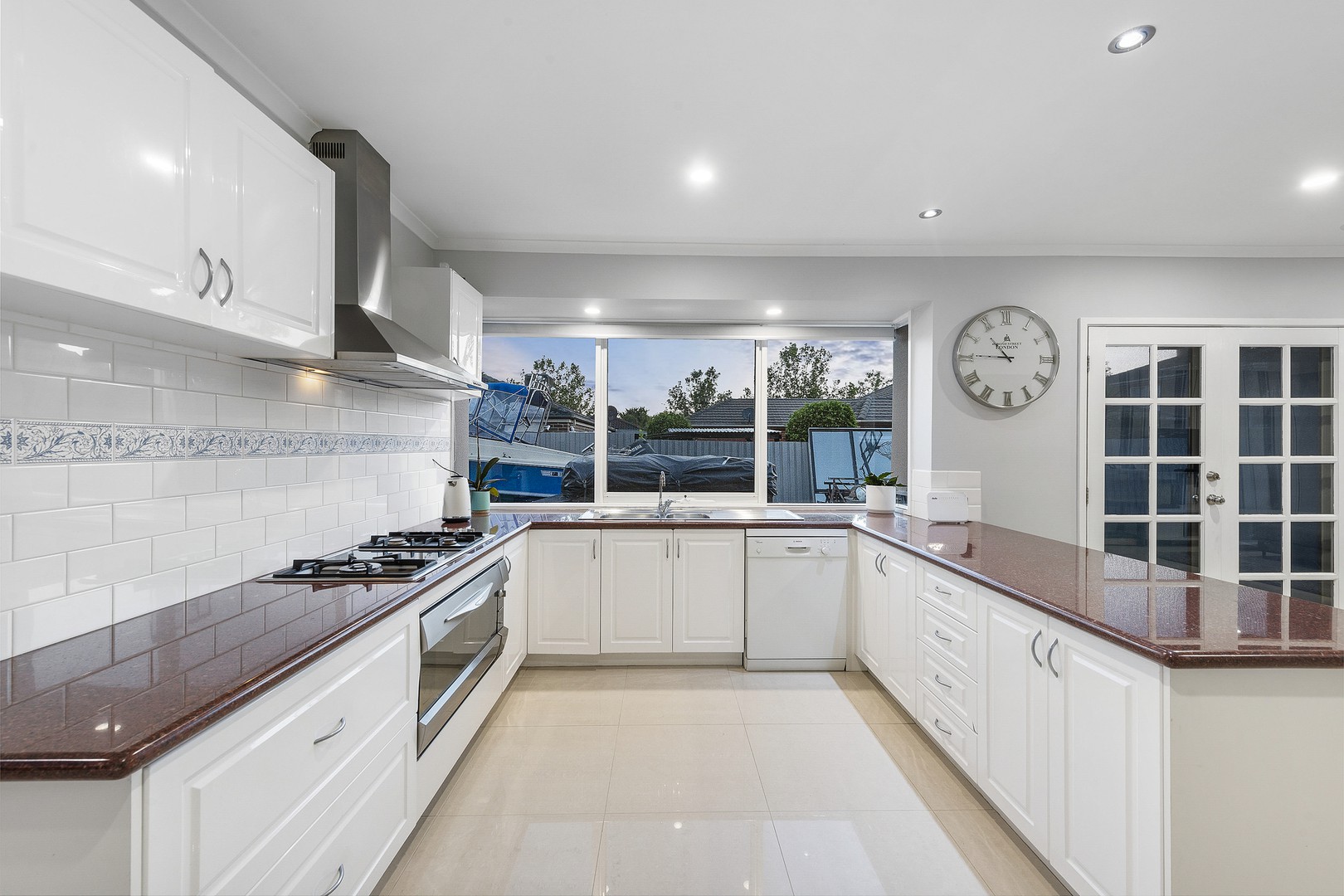 2 Dryburgh Place, Hillside, VIC 3037, Hillside - Thumbnail 4