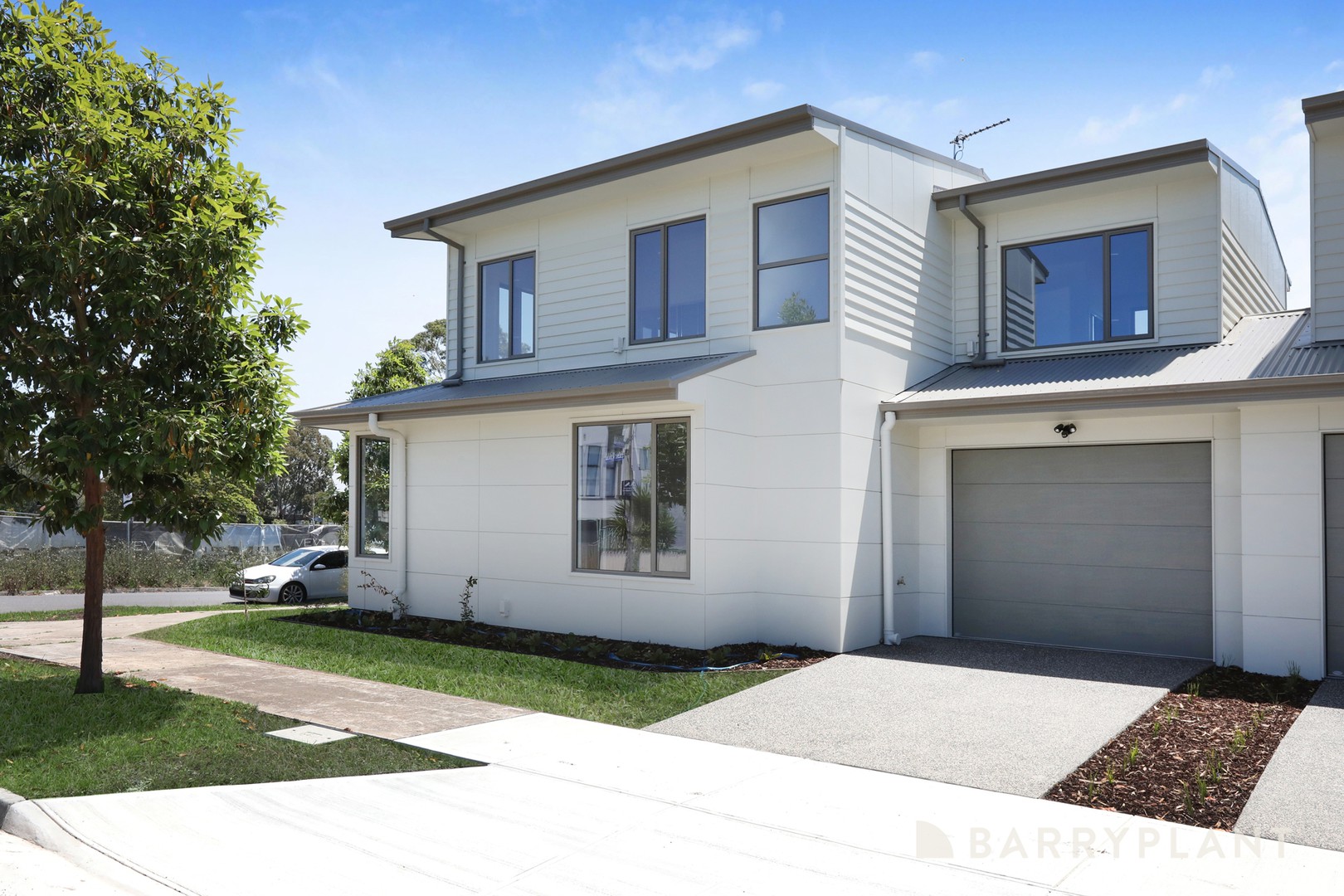 2 Dulcie Street, Sunshine, VIC 3020, Sunshine - Thumbnail 2
