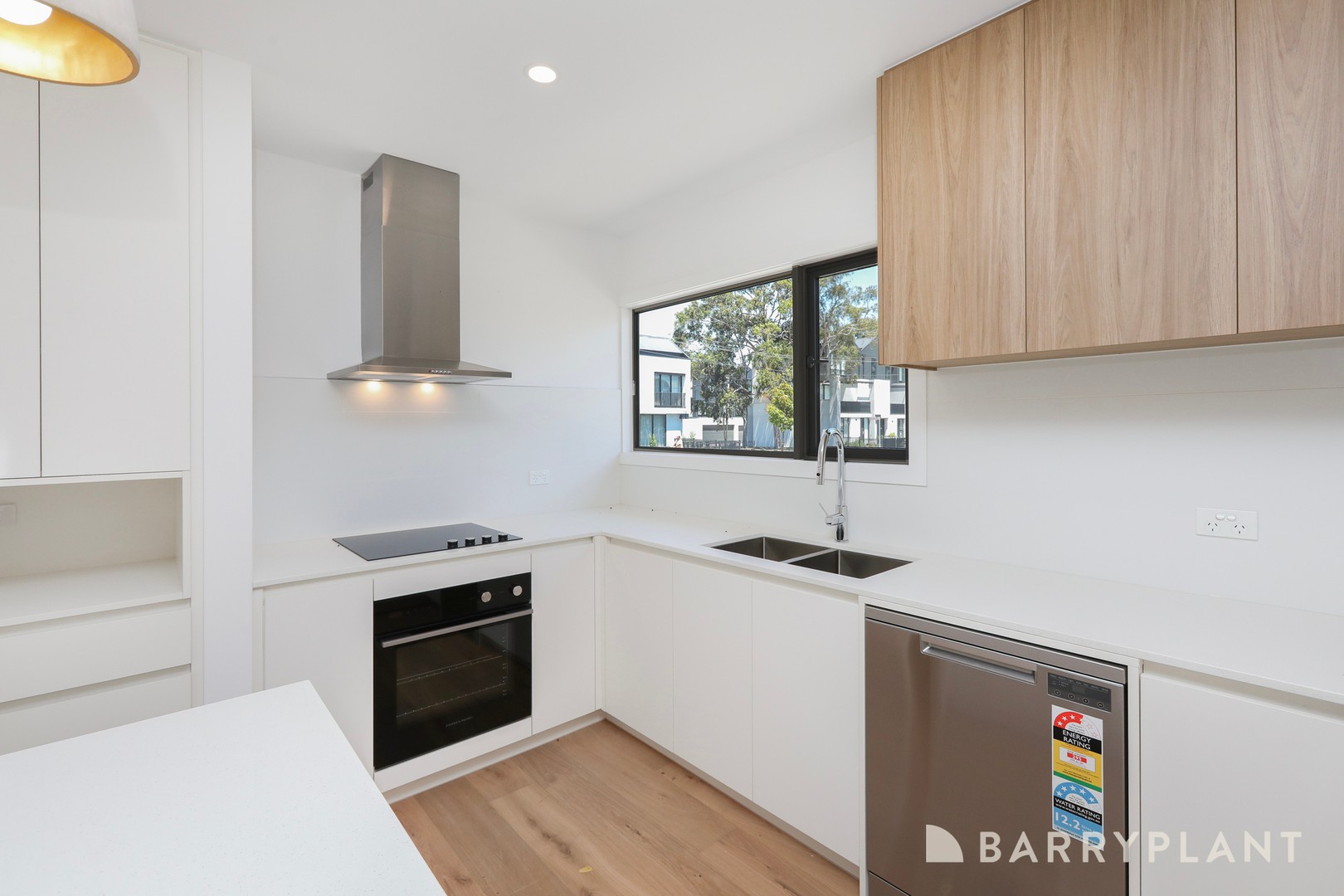 2 Dulcie Street, Sunshine, VIC 3020, Sunshine - Thumbnail 5