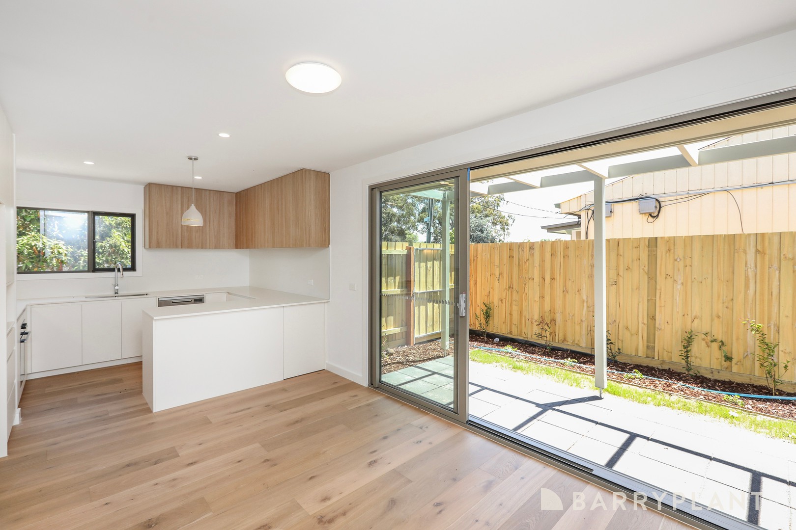 2 Dulcie Street, Sunshine, VIC 3020, Sunshine - Thumbnail 7