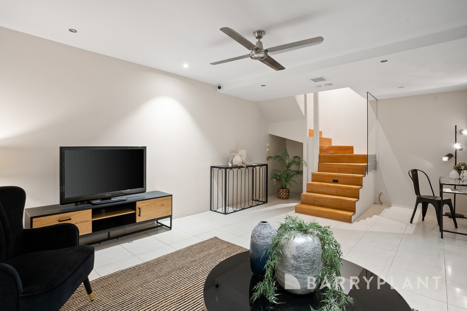 2 Dundee Street, Watsonia North, VIC 3087, Watsonia North - Thumbnail 4