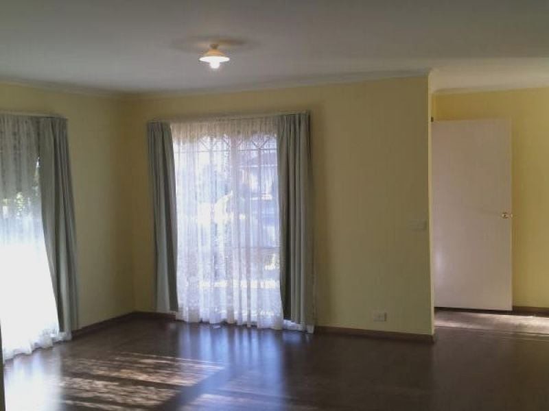 2 Dunscombe Pl, Chelsea Heights, VIC 3196 - Thumbnail 2 - 05/01/2026