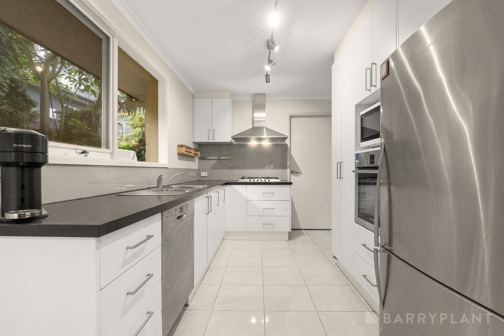 2 Dunstan Road, Avonsleigh, VIC 3782, Avonsleigh - Thumbnail 6