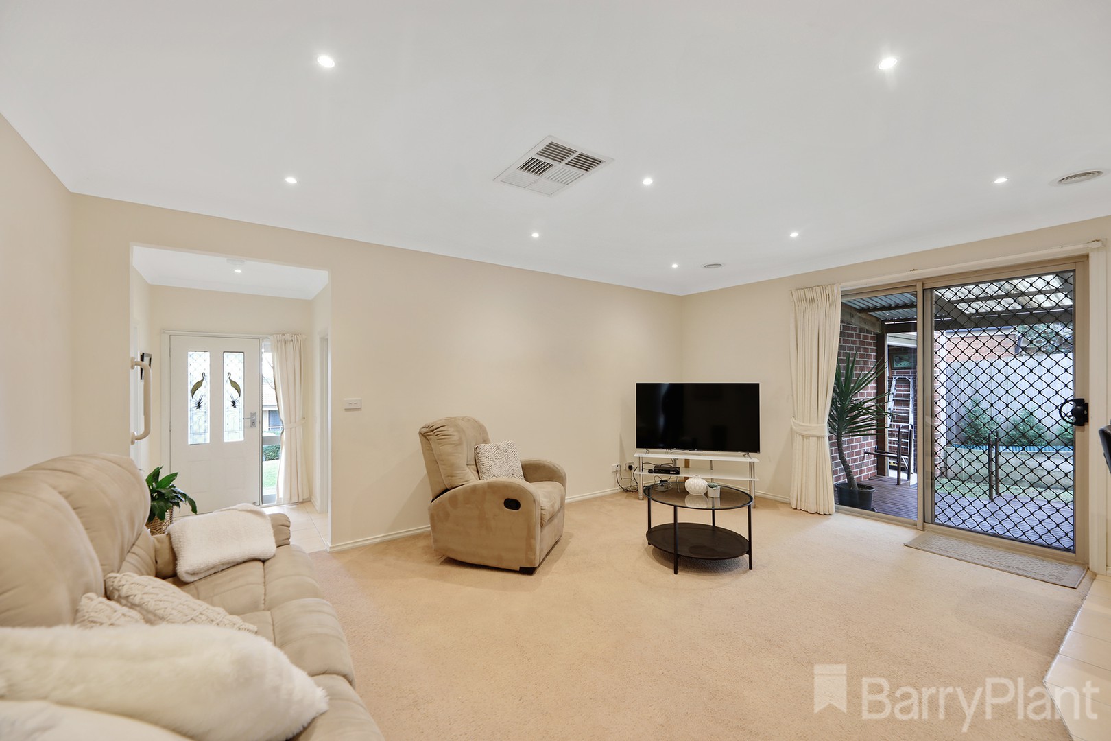 2 Eden Place, Drouin, VIC 3818, Drouin - Thumbnail 5