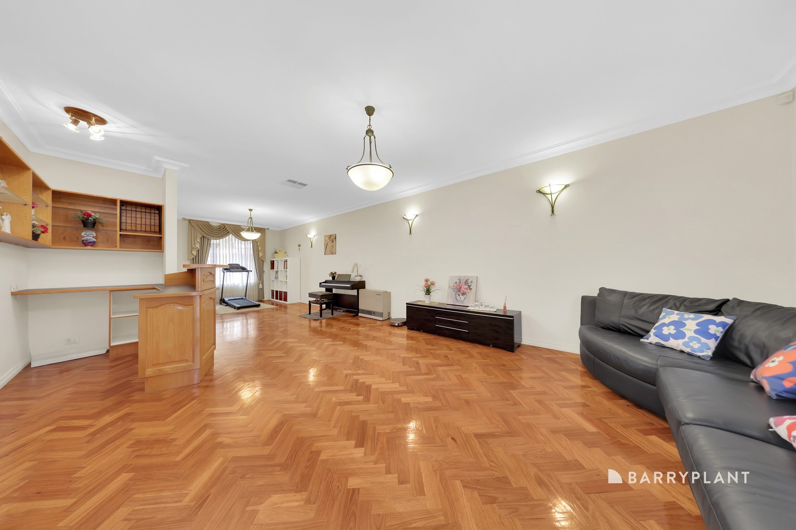 2 Elaine Close, Epping, VIC 3076 - Thumbnail 2 - 30/01/2025