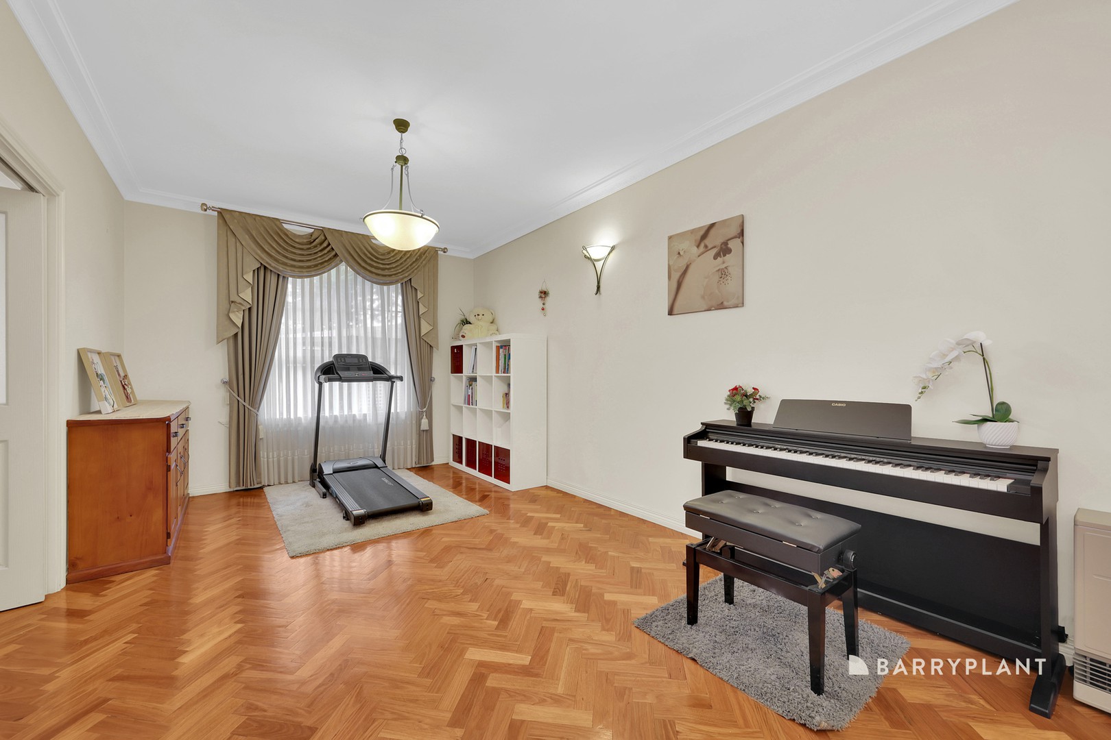 2 Elaine Close, Epping, VIC 3076, Epping - Thumbnail 3