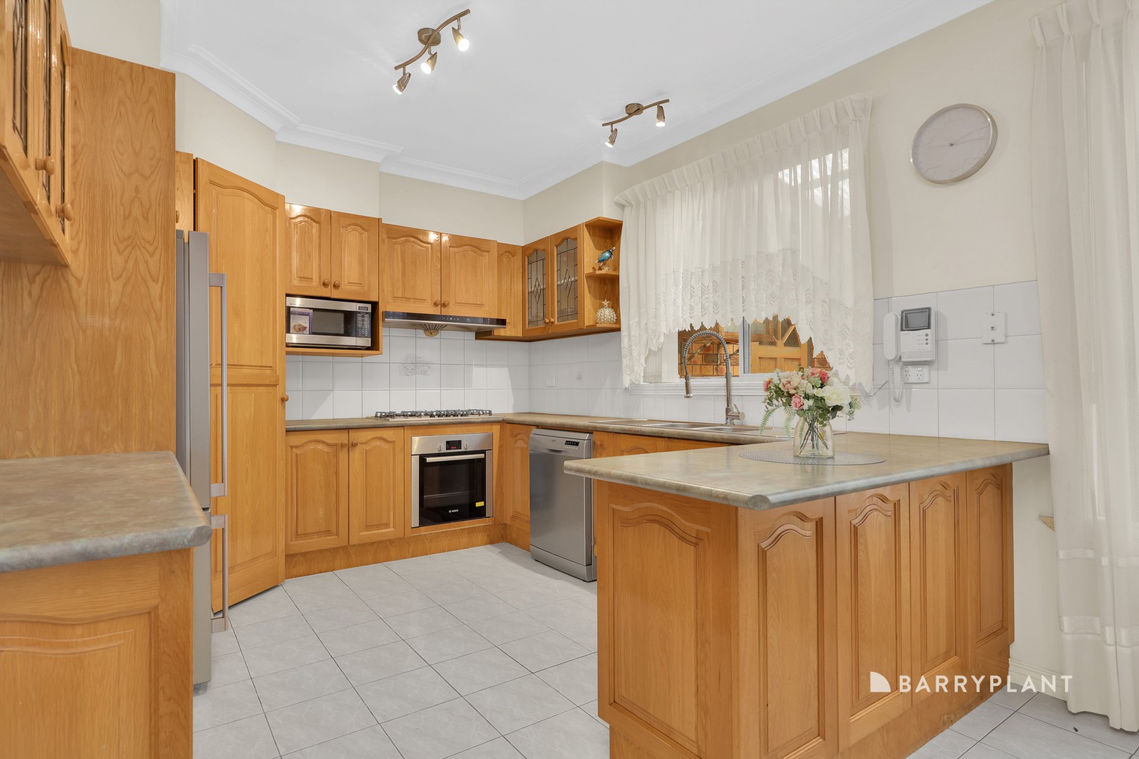 2 Elaine Close, Epping, VIC 3076, Epping - Thumbnail 6