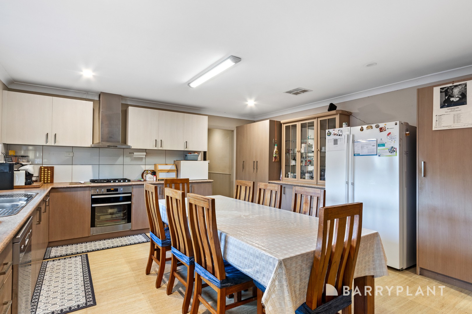 2 Elm Court, Scoresby, VIC 3179, Scoresby - Thumbnail 3