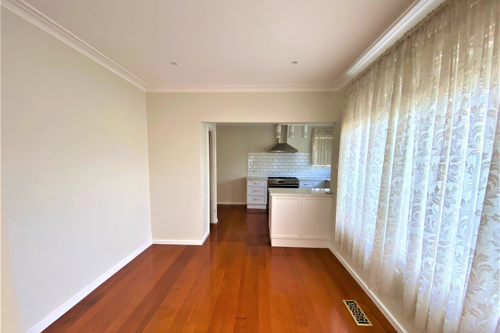 2 Emil Court, Melton, VIC 3337, Melton - Thumbnail 3