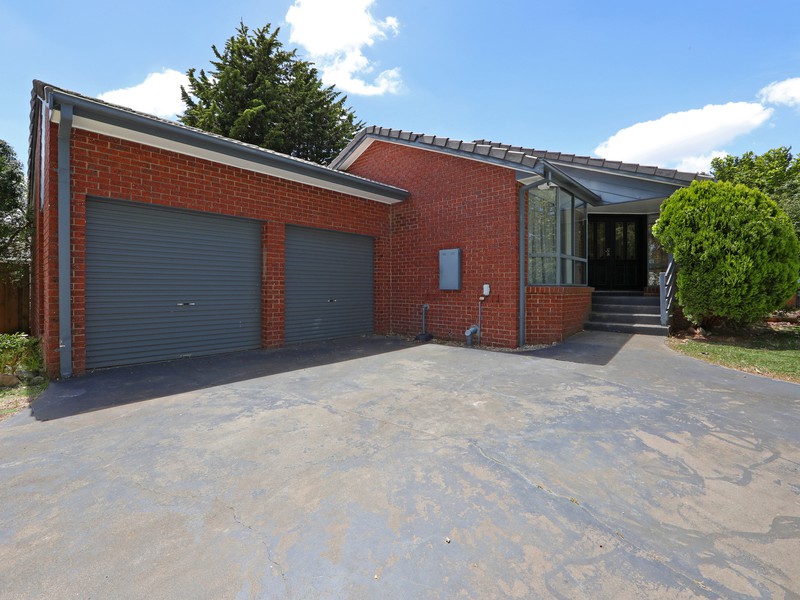2 Emperor Place, Rowville, VIC 3178 - Image - 10/12/2025