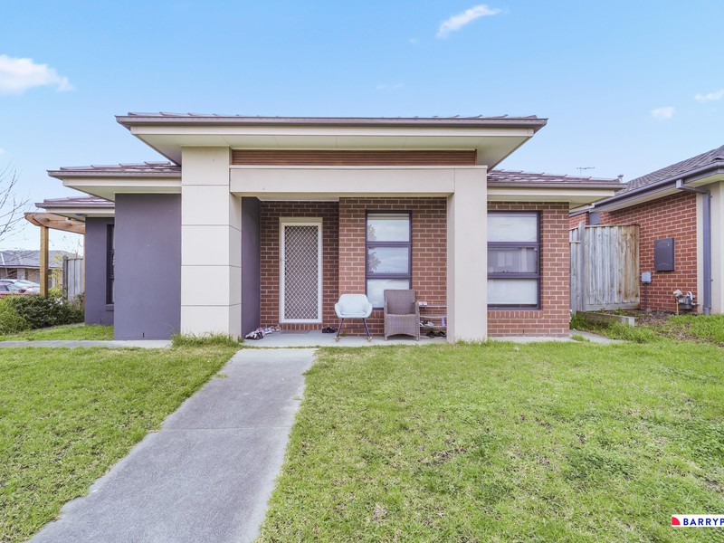 2 Enchantment Way, Clyde, VIC 3978 - Image - 23/07/2026