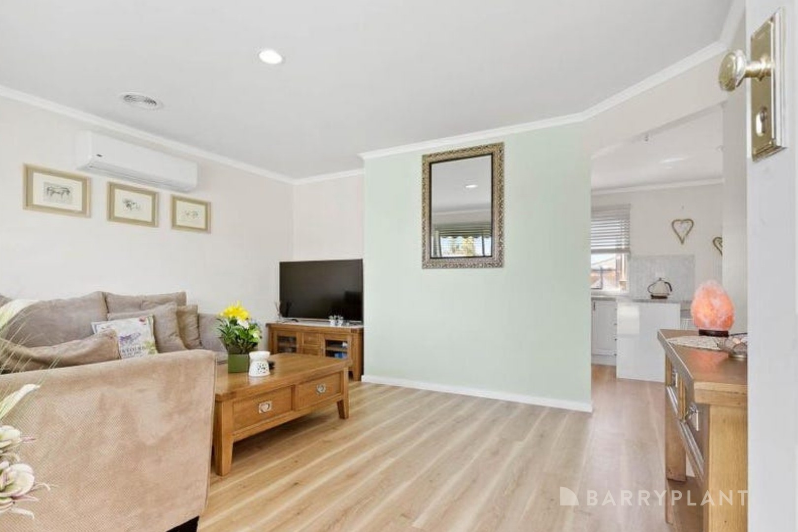 2 Englefield Court, Werribee, VIC 3030, Werribee - Thumbnail 2