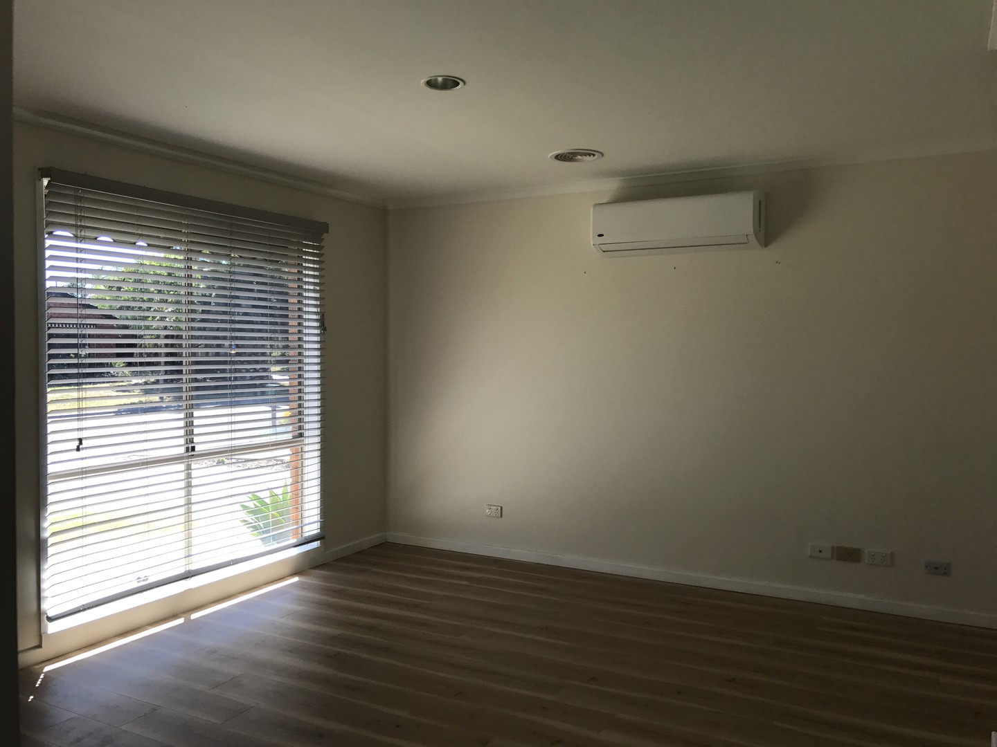 2 Englefield Court, Werribee, VIC 3030, Werribee - Thumbnail 7