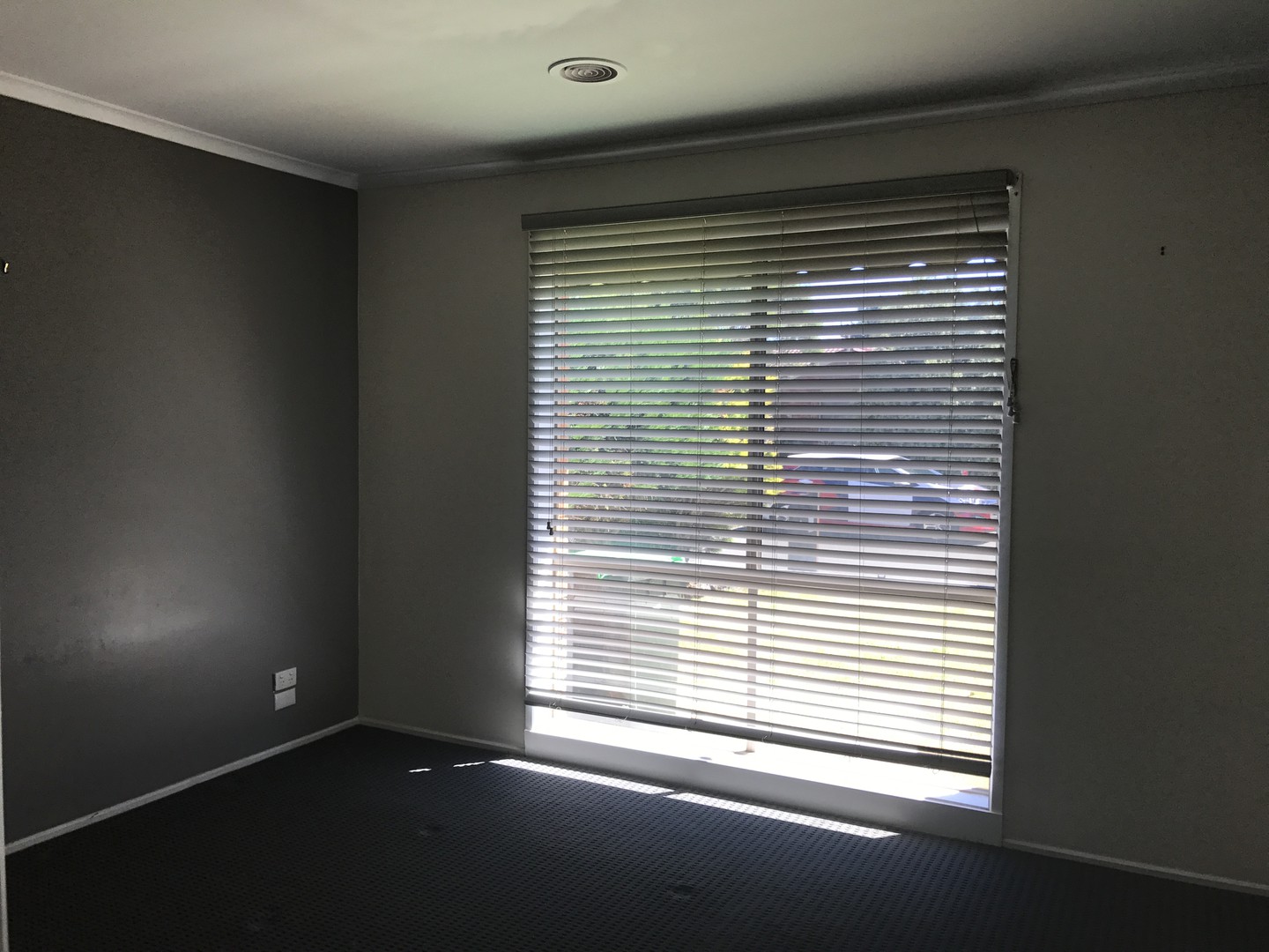 2 Englefield Court, Werribee, VIC 3030, Werribee - Thumbnail 2