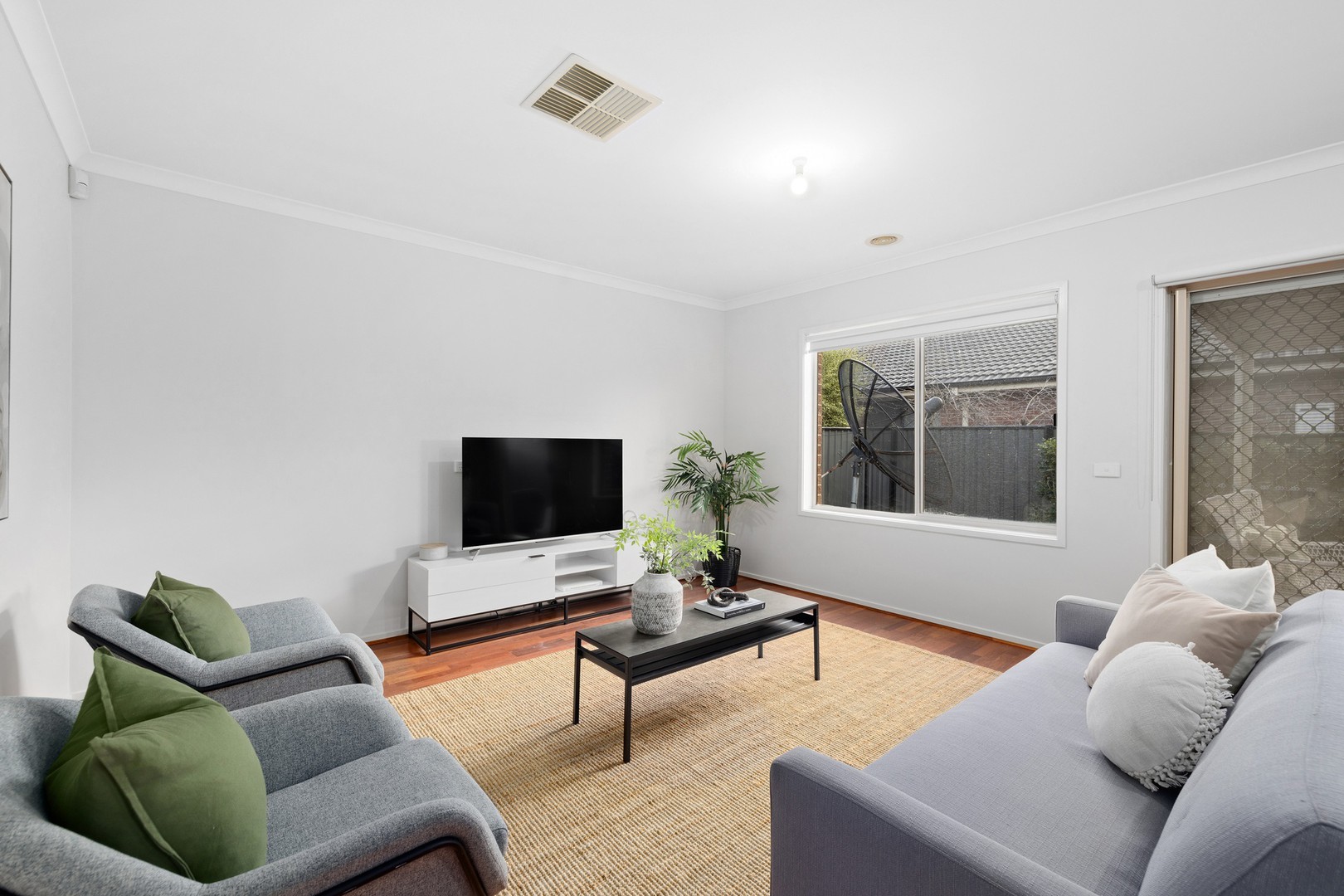 2 Enright Parade, Point Cook, VIC 3030, Point Cook - Thumbnail 8