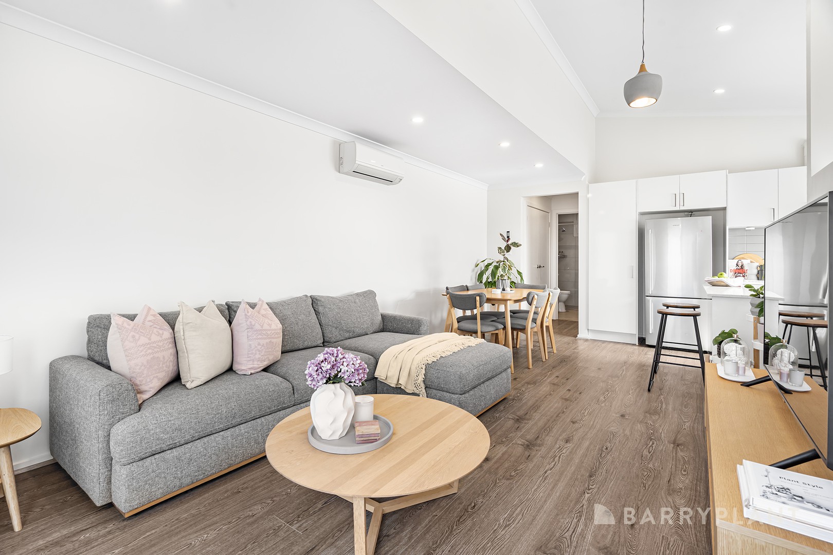 2 Erdogan Place, Lilydale, VIC 3140 - Thumbnail 2 - 10/09/2026