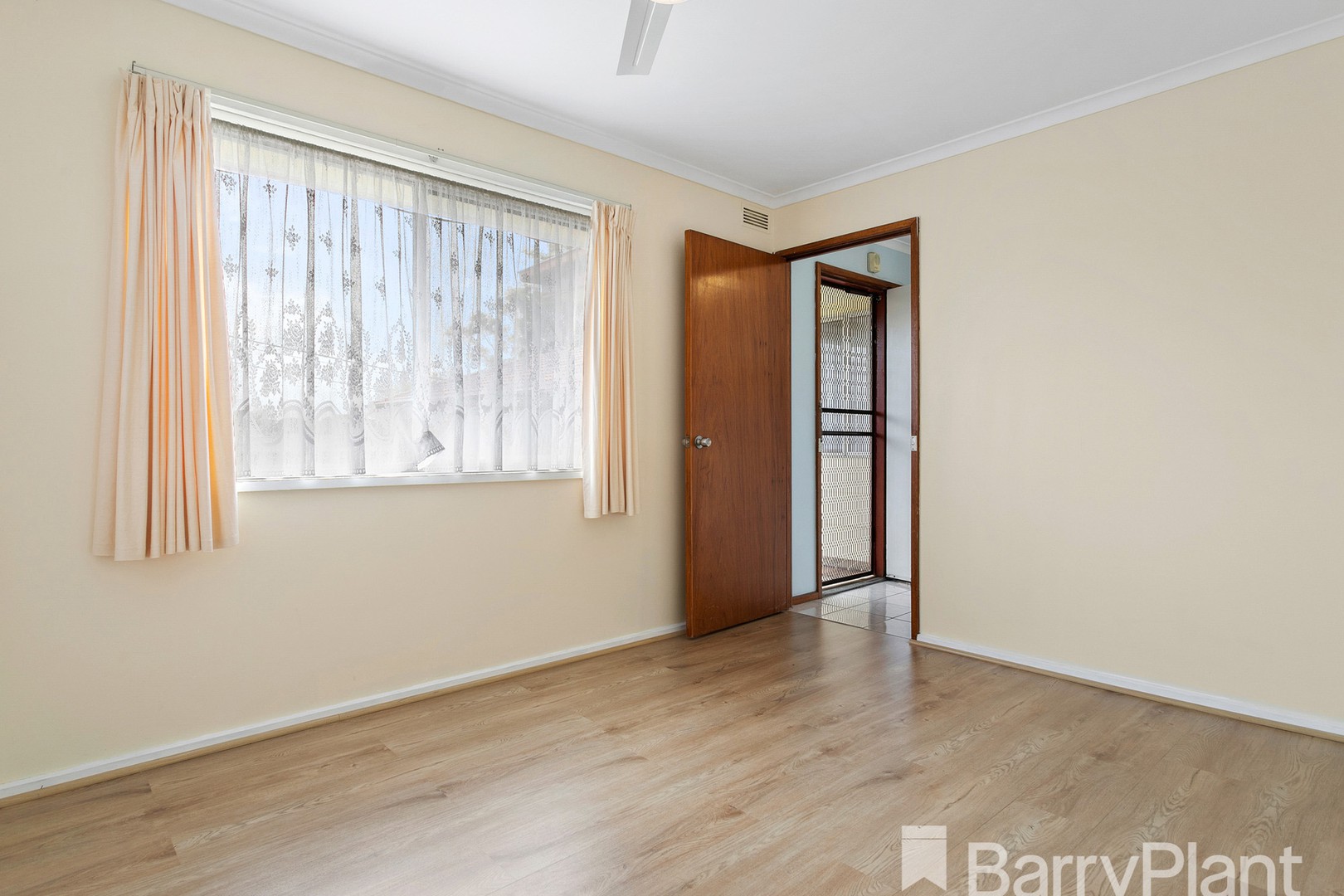 2 Erica Street, Wendouree, VIC 3355, Wendouree - Thumbnail 5