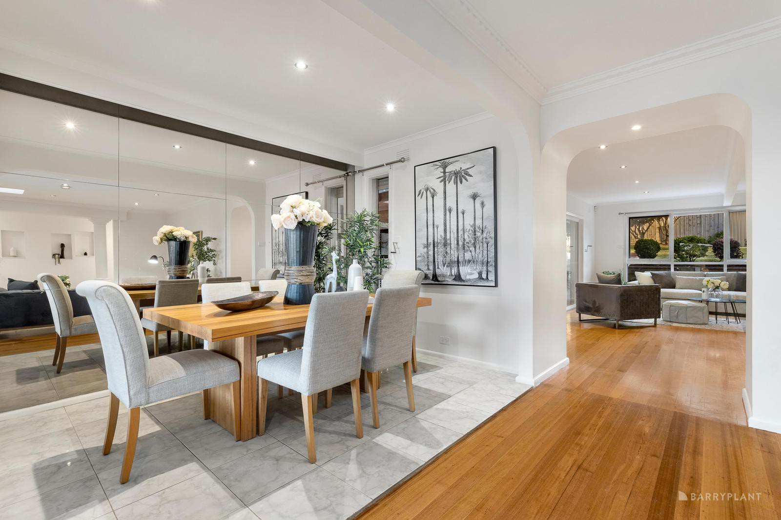 2 Erin Court, Doncaster, VIC 3108, Doncaster - Thumbnail 3
