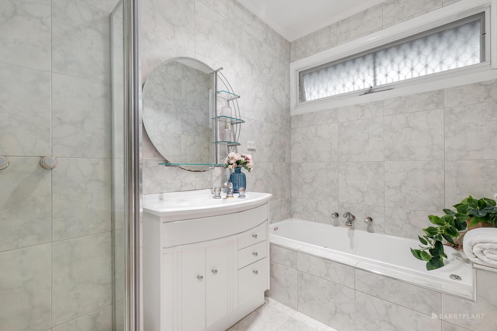 2 Erin Court, Doncaster, VIC 3108, Doncaster - Thumbnail 8