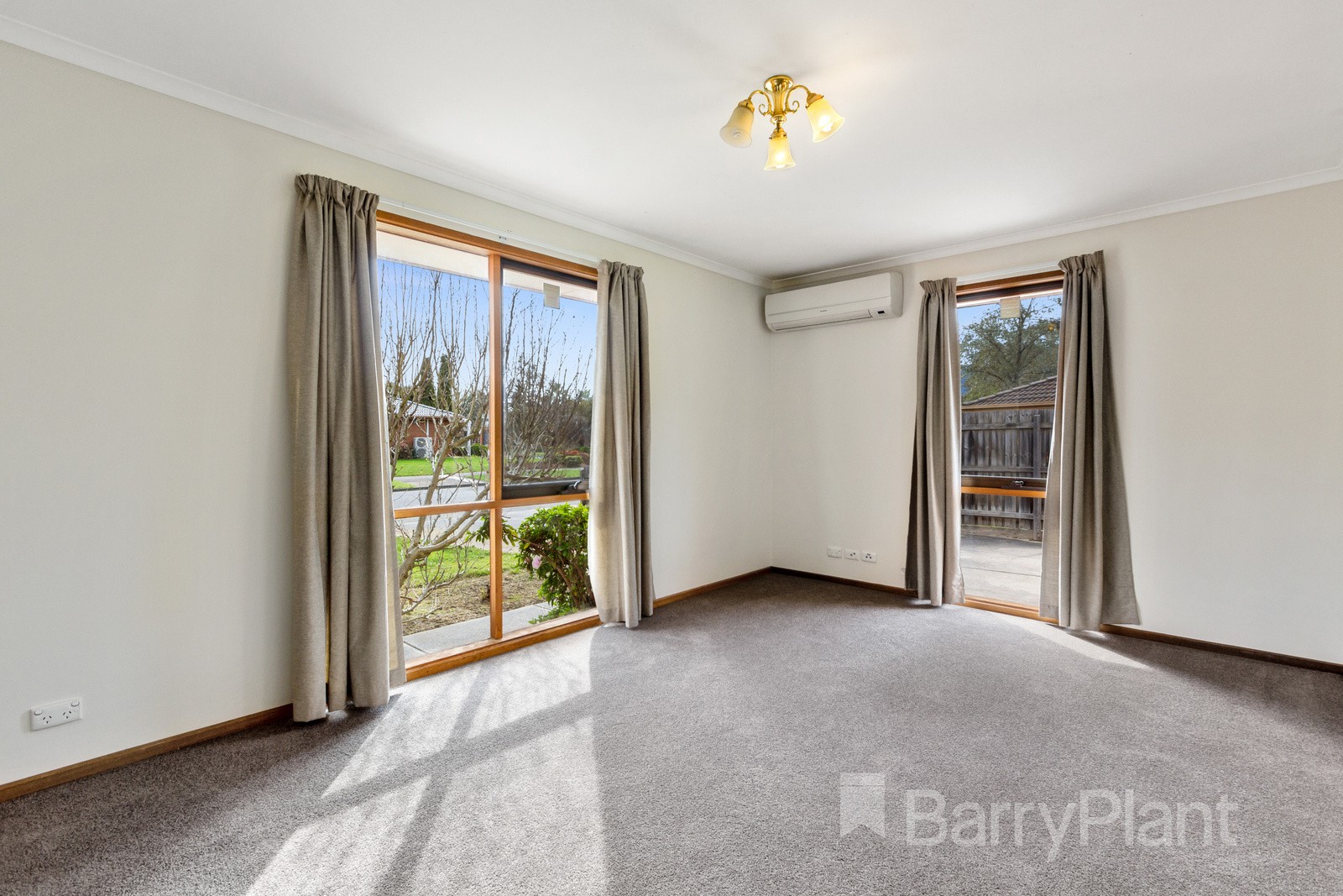 2 Eycot Street, Kilsyth South, VIC 3137, Kilsyth South - Thumbnail 2