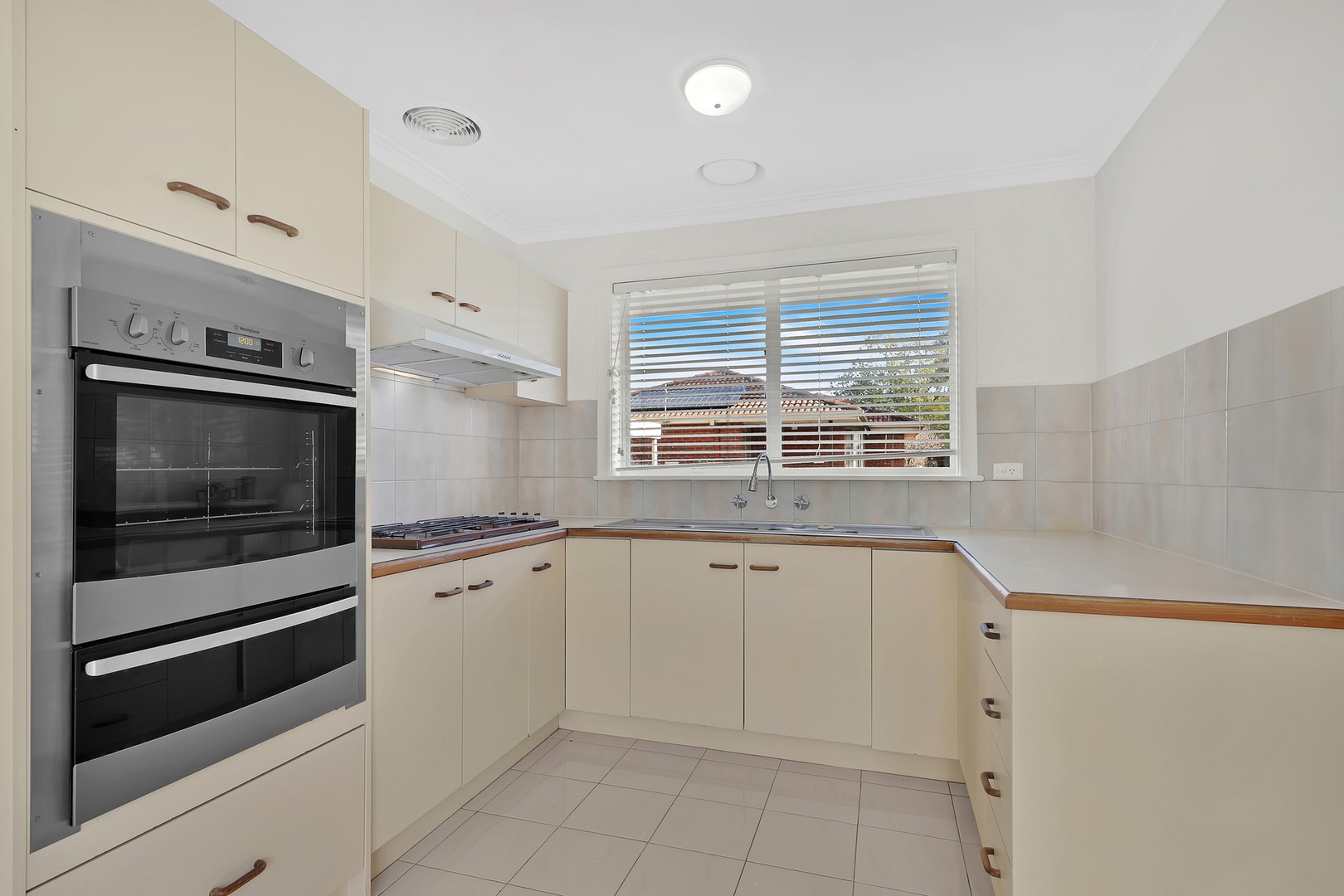 2 Fairlie Avenue, Macleod, VIC 3085 - Thumbnail 2 - 17/06/2025
