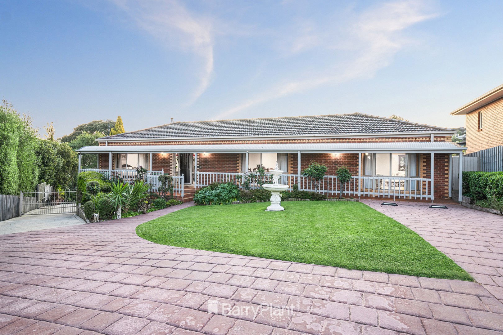 2 Farrer CloseWandana Heights, VIC 3216, Wandana Heights - Thumbnail 2