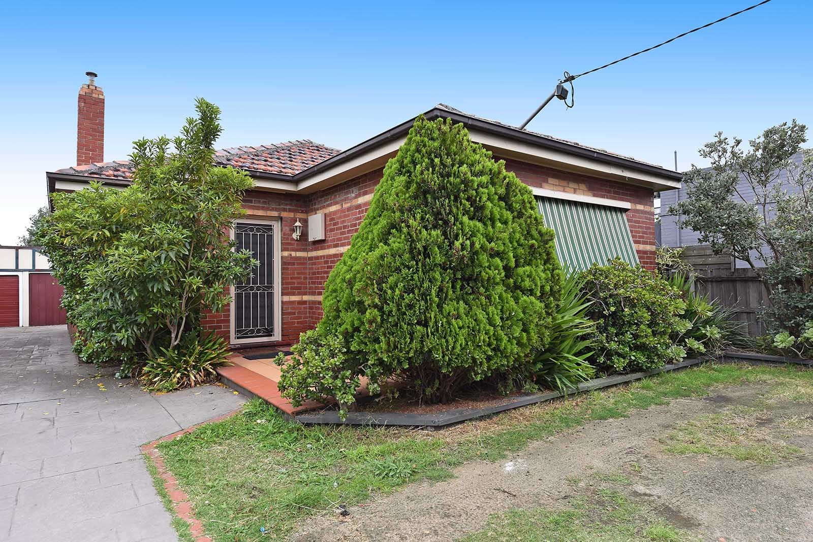 2 Fawkner Street, Aberfeldie, VIC 3040 - Thumbnail 2 - 27/03/2026
