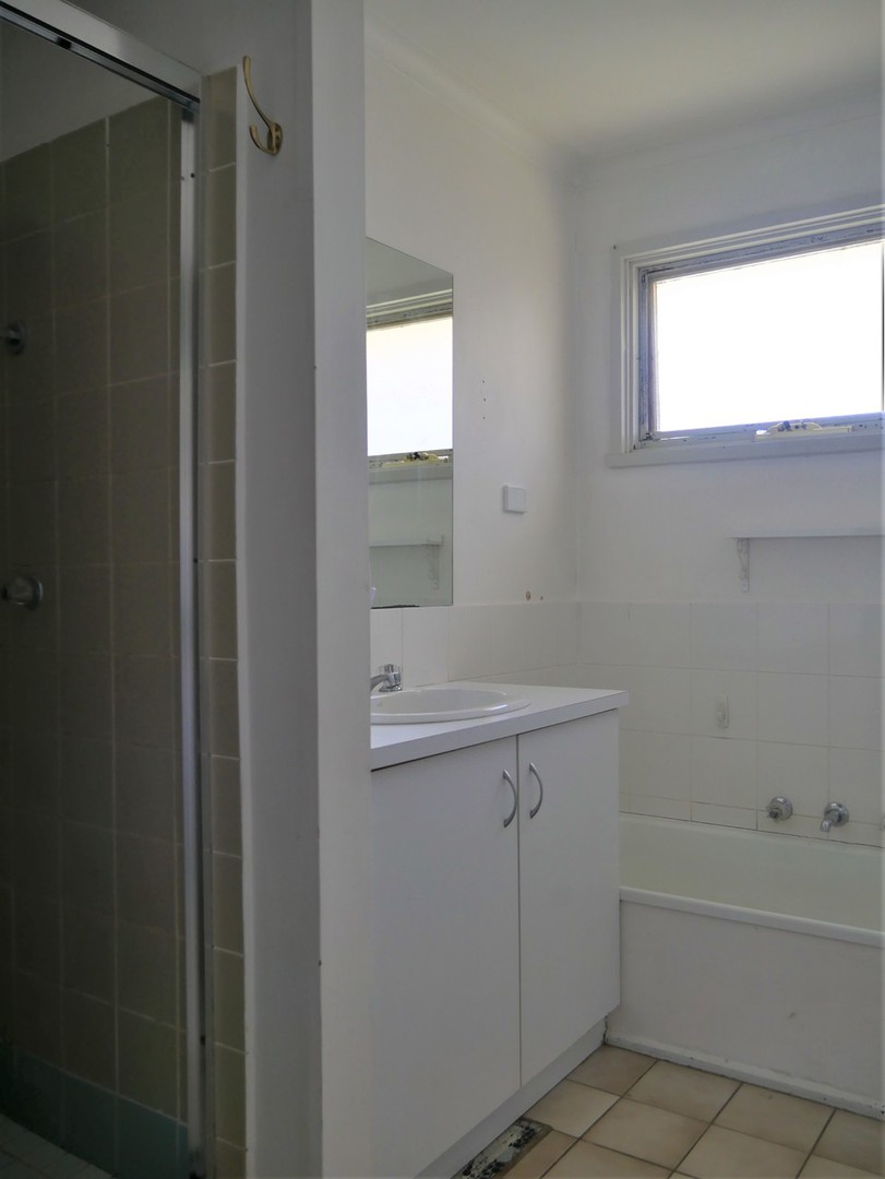 2 Fernberg Place, Melton West, VIC 3337, Melton West - Thumbnail 6