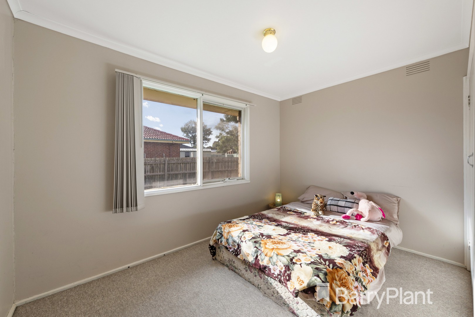 2 Fernberg Place, Melton West, VIC 3337, Melton West - Thumbnail 8