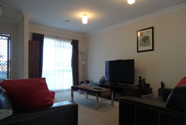 2 Fingleton Crescent, Sunbury, VIC 3429 - Thumbnail 1 - 29/10/2021