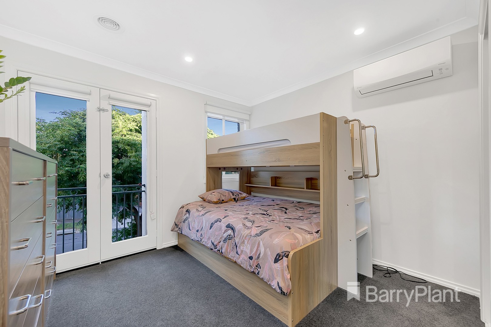 2 Flame Crescent, South Morang, VIC 3752, South Morang - Thumbnail 8