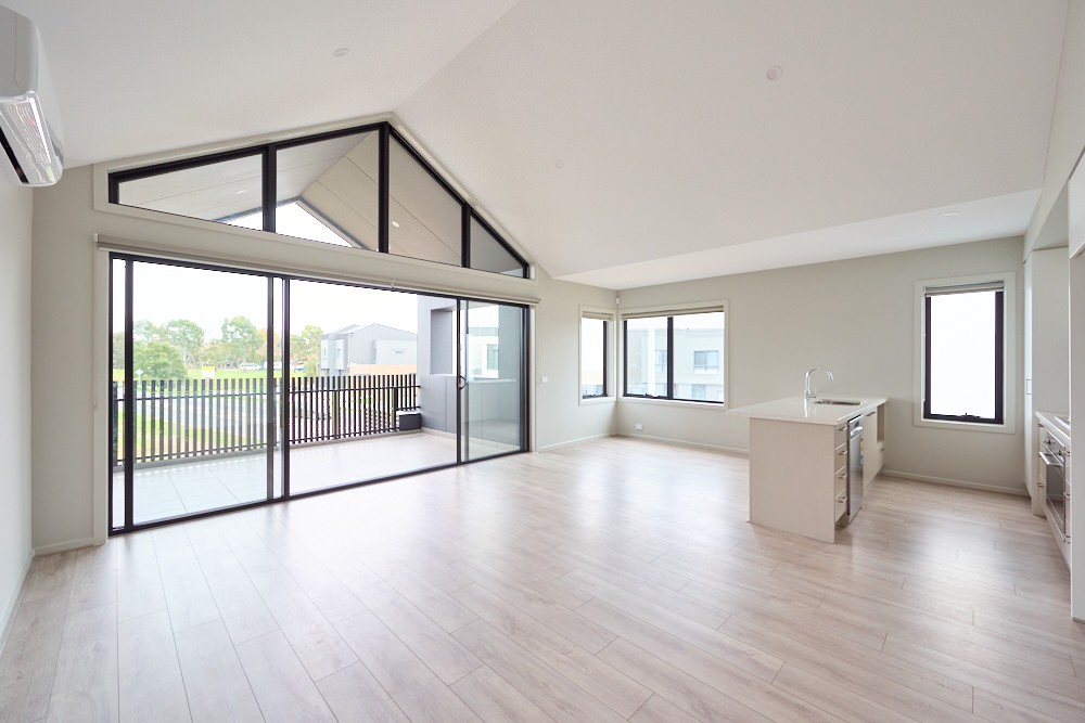 2 Flotilla Place, Berwick, VIC 3806, Berwick - Thumbnail 2