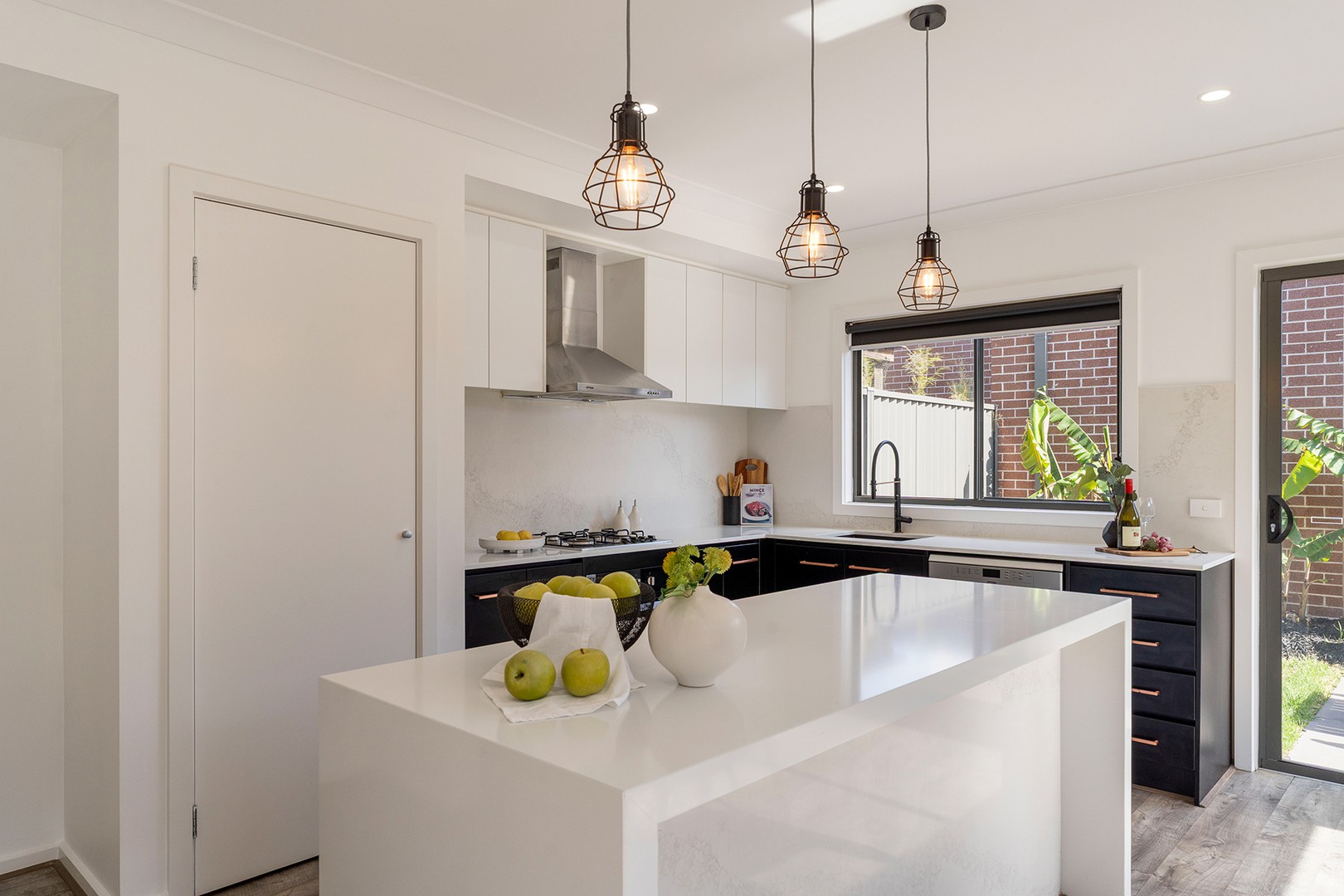 2 Fluent Lane, Greenvale, VIC 3059 - Thumbnail 2 - 19/01/2026