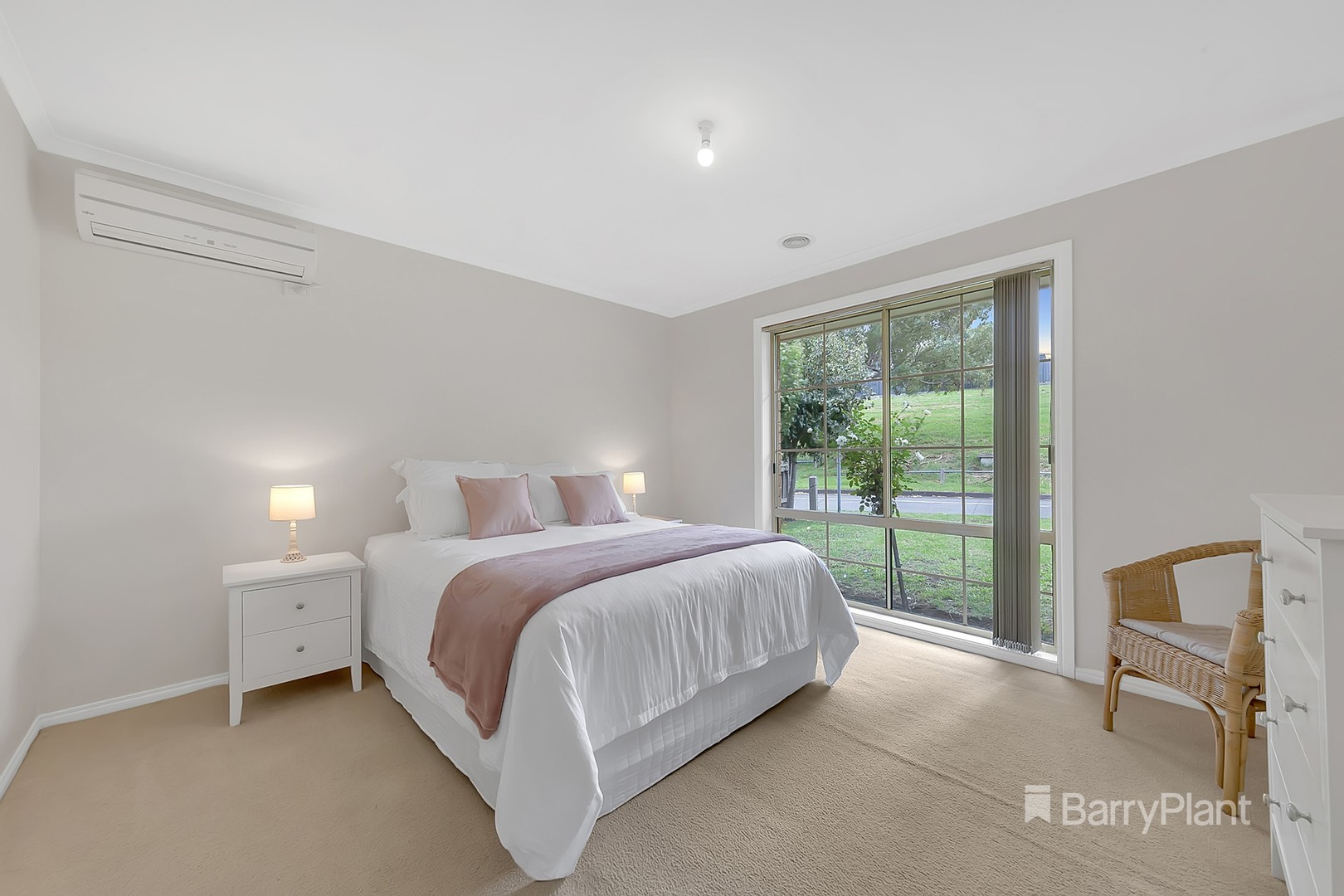 2 Flying Fox Terrace, South Morang, VIC 3752, South Morang - Thumbnail 7