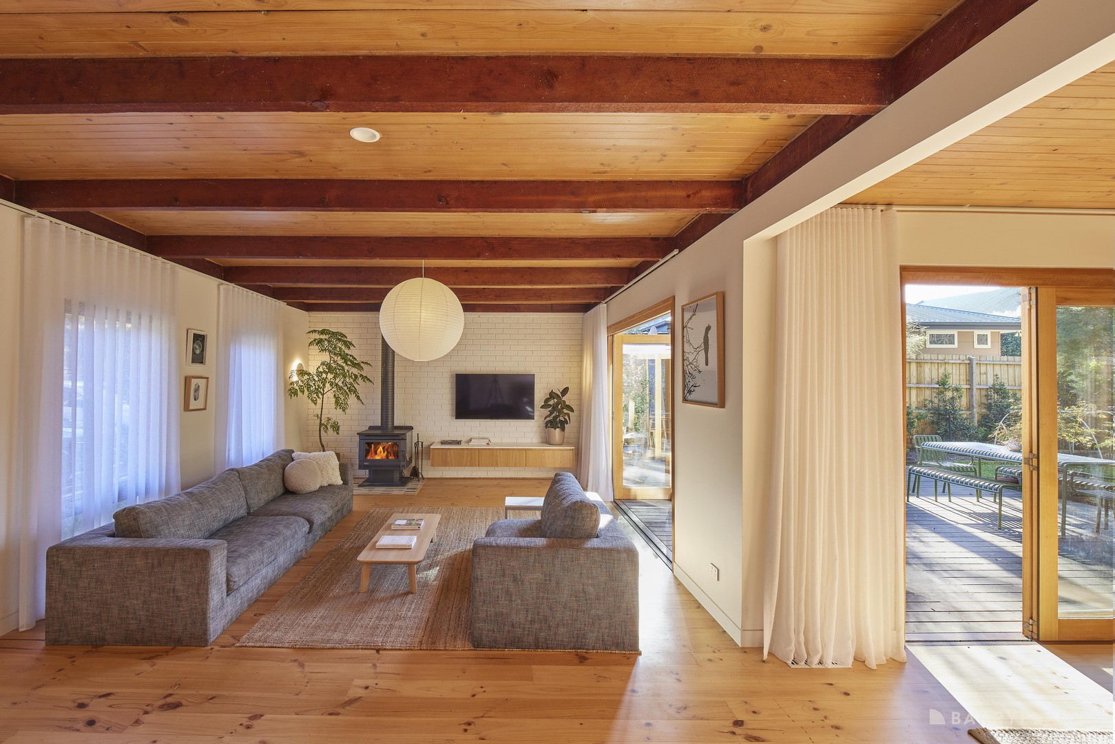 2 Fossickers Way, Warrandyte, VIC 3113 - Thumbnail 2 - 29/10/2025