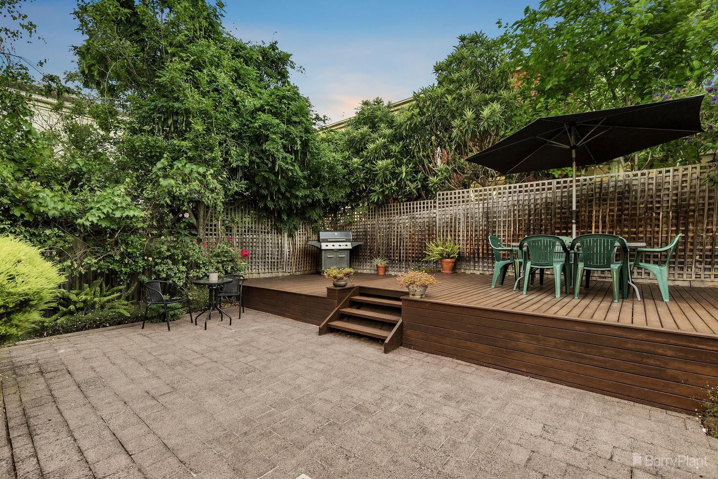 2 Fremont Close, Bulleen, VIC 3105 - Thumbnail 2 - 06/02/2023