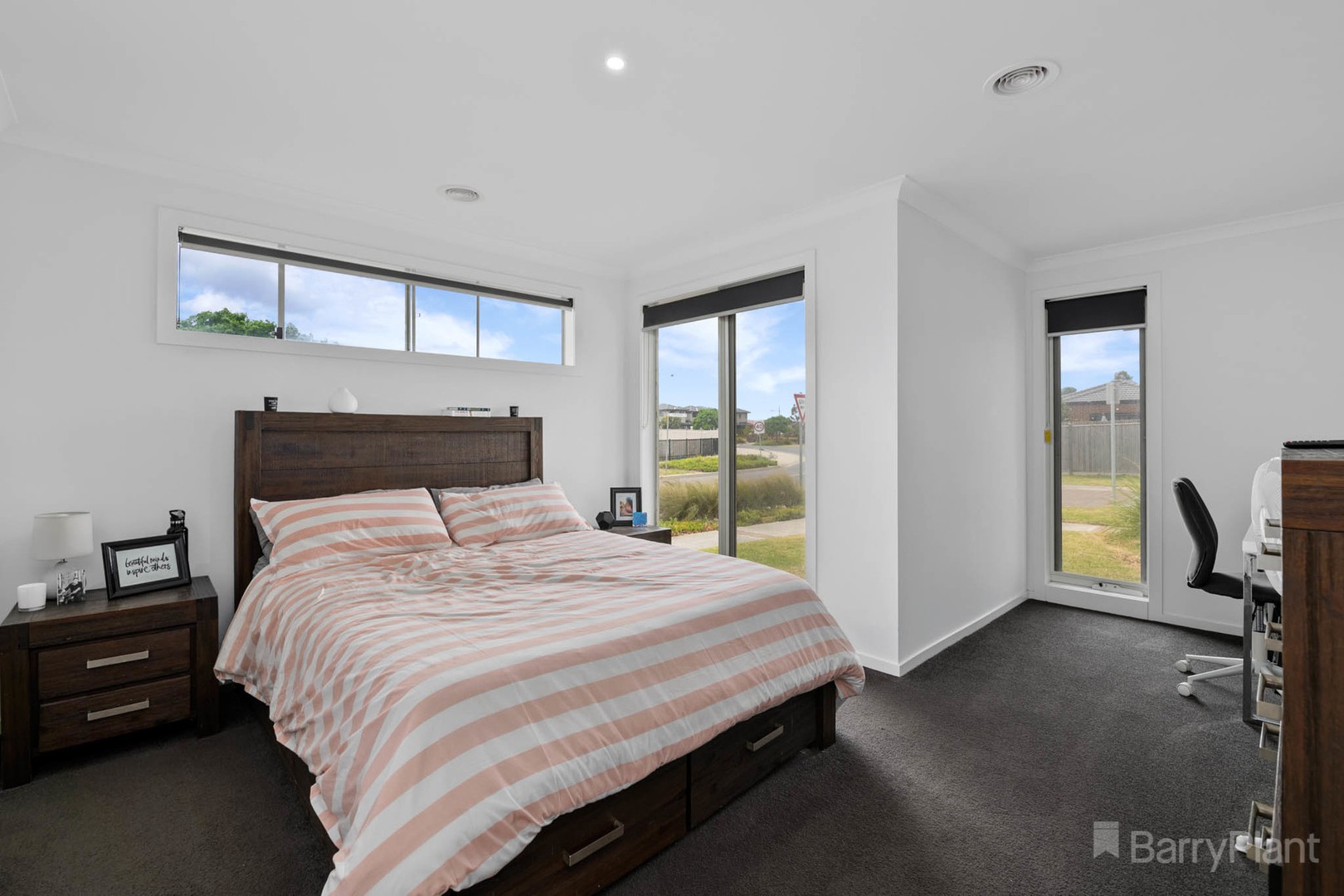 2 Frogmores Street, Pakenham, VIC 3810, Pakenham - Thumbnail 6