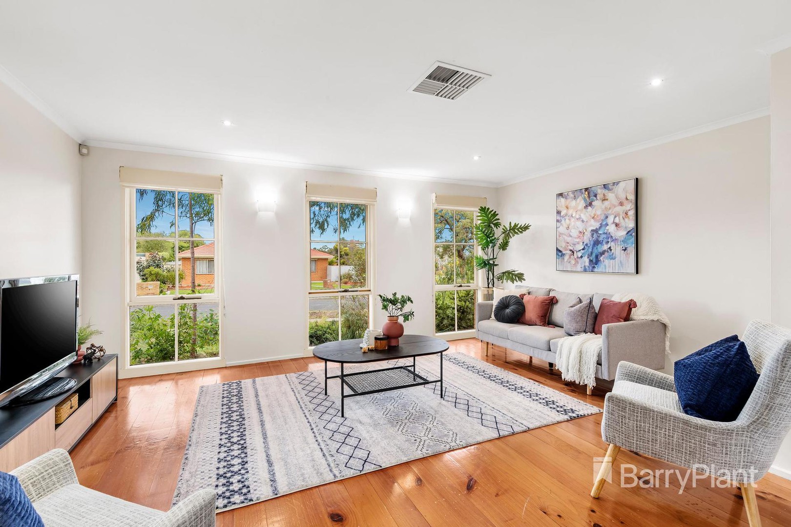 2 Galilee Crescent, Mill Park, VIC 3082, Mill Park - Thumbnail 2