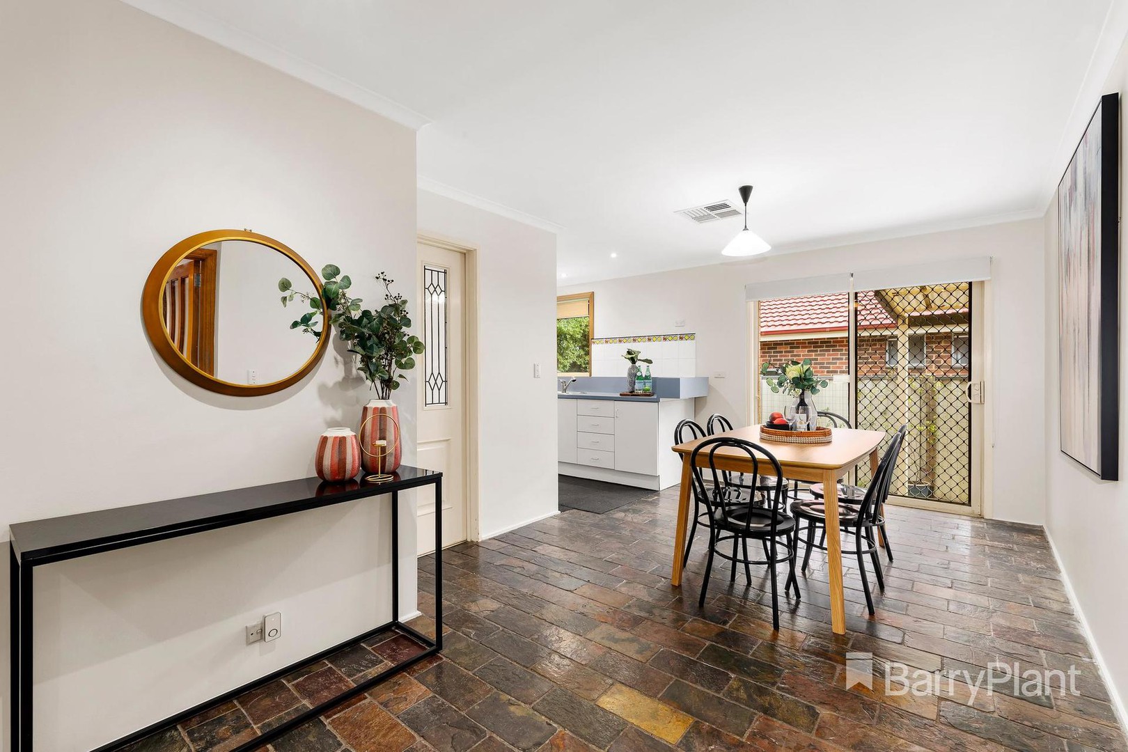 2 Galilee Crescent, Mill Park, VIC 3082, Mill Park - Thumbnail 4