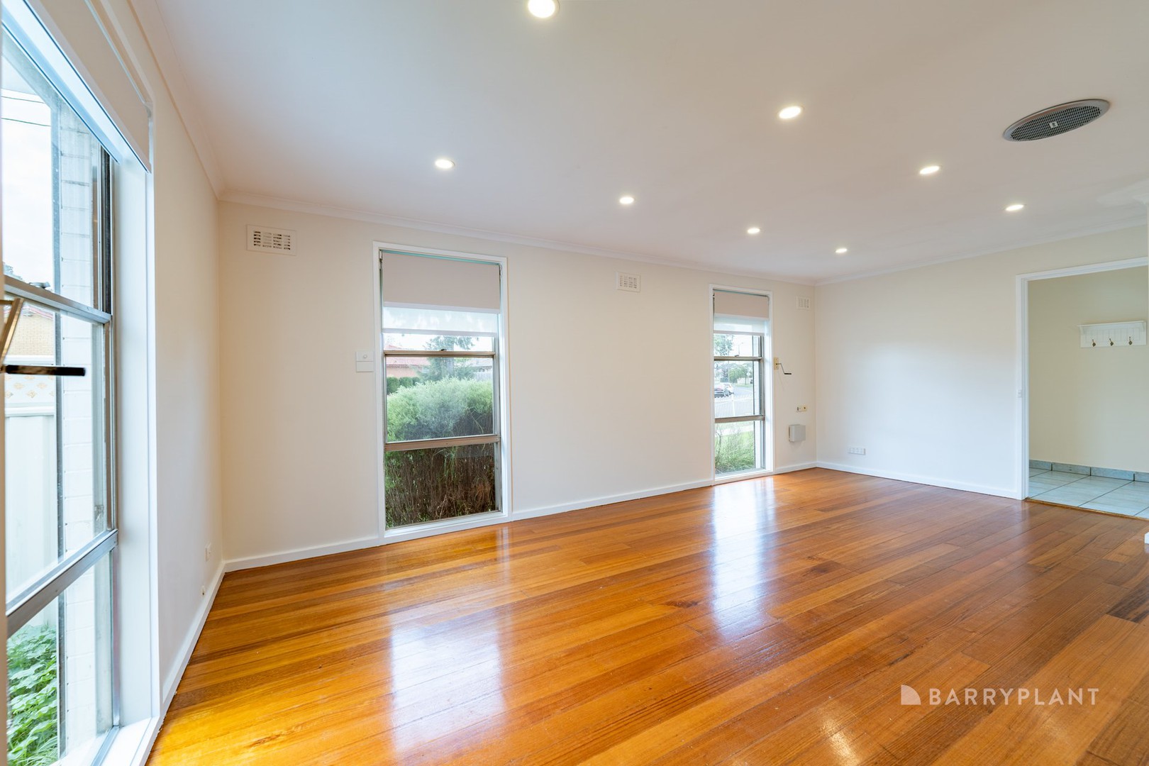 2 Garvoc Court, Meadow Heights, VIC 3048 - Thumbnail 1 - 07/09/2026
