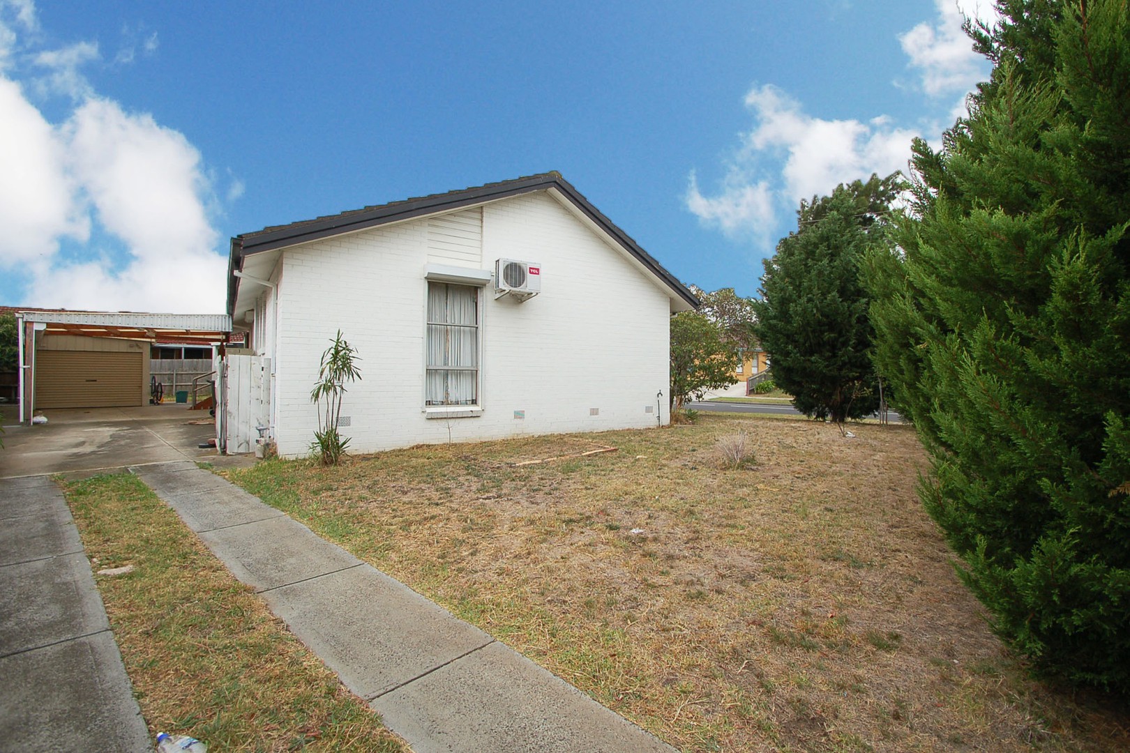 2 Garvoc Court, Meadow Heights, VIC 3048 - Thumbnail 1 - 07/09/2026
