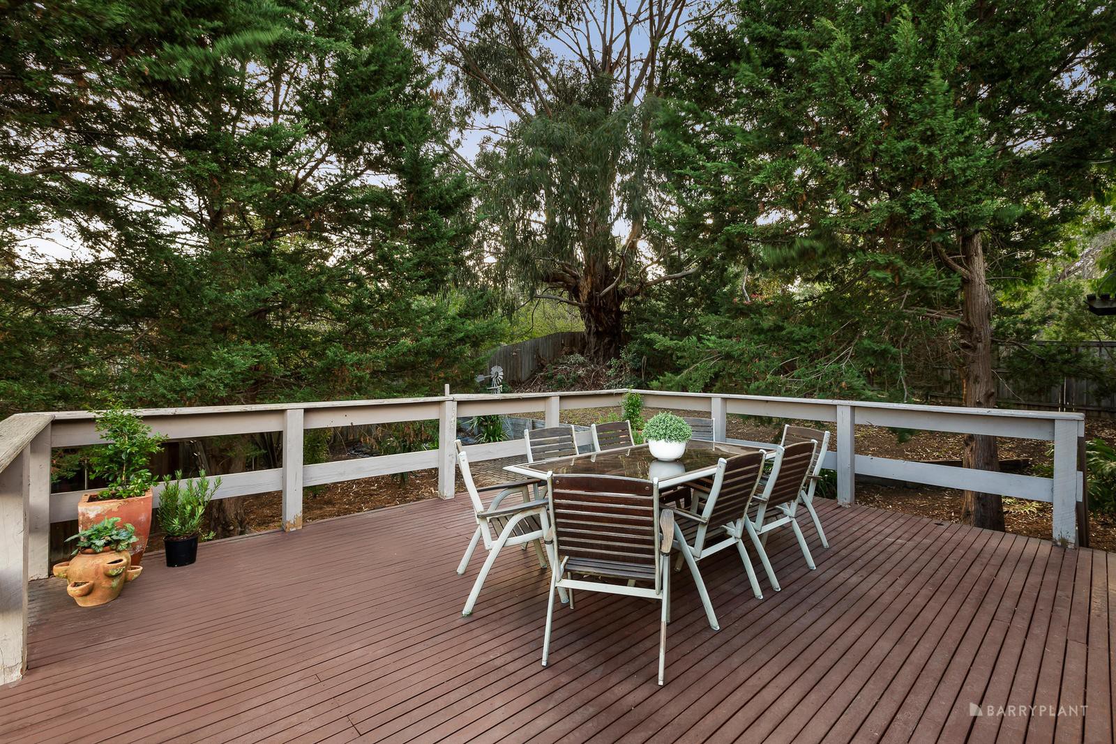 2 Glen Katherine Drive, St Helena, VIC 3088, St Helena - Thumbnail 5
