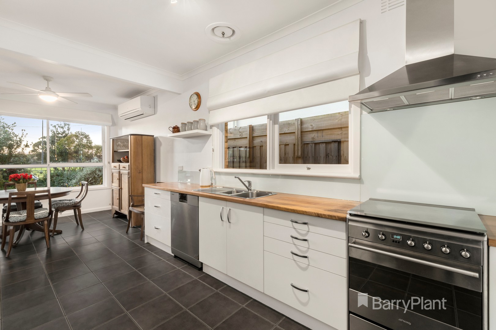 2 Glen Street, Aspendale, VIC 3195, Aspendale - Thumbnail 2