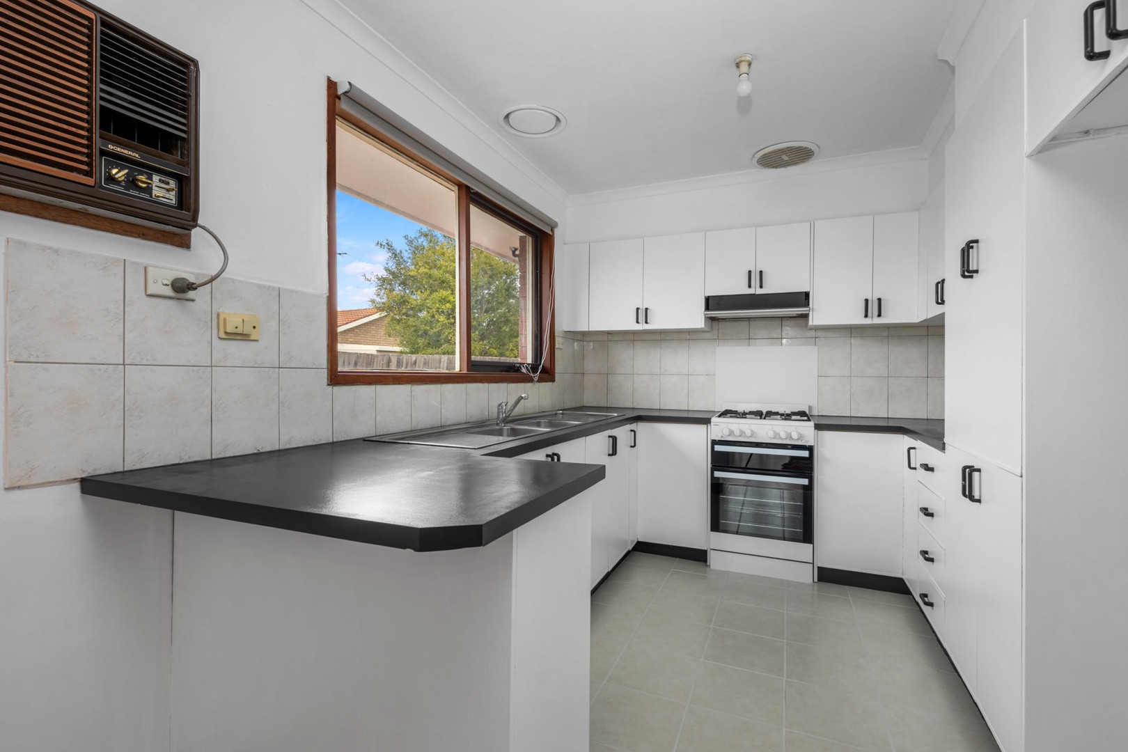 2 Glendye Court, Corio, VIC 3214, Corio - Thumbnail 5
