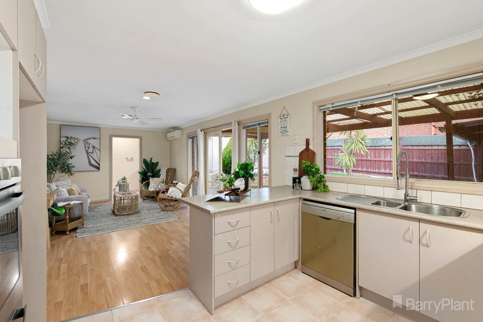 2 Glenn Erin Way, Berwick, VIC 3806, Berwick - Thumbnail 6