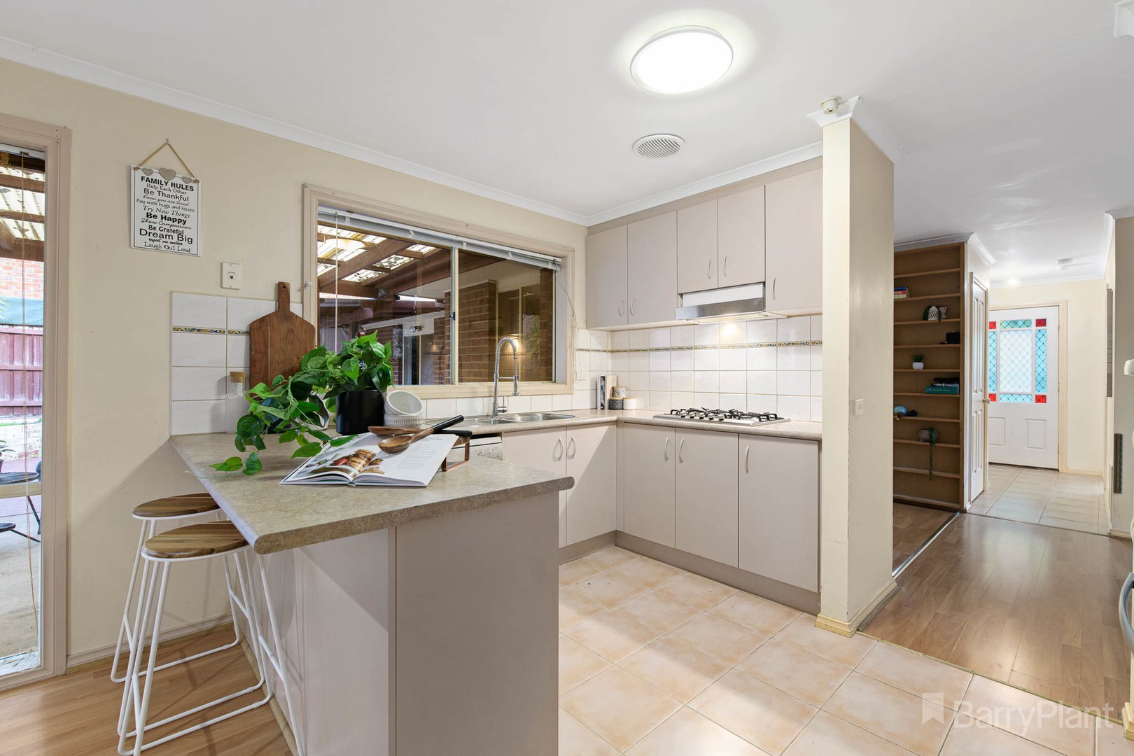 2 Glenn Erin Way, Berwick, VIC 3806, Berwick - Thumbnail 7