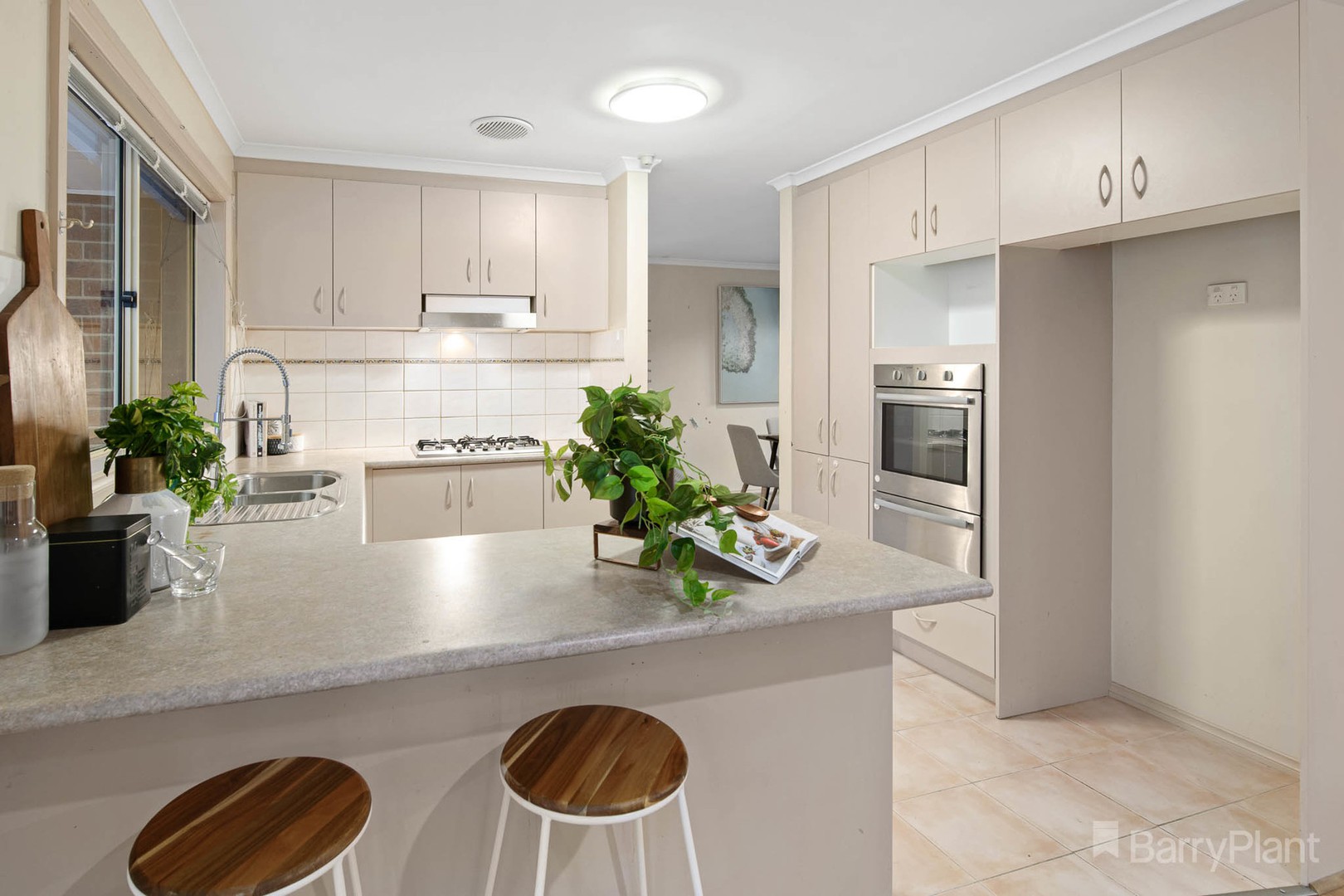 2 Glenn Erin Way, Berwick, VIC 3806, Berwick - Thumbnail 8